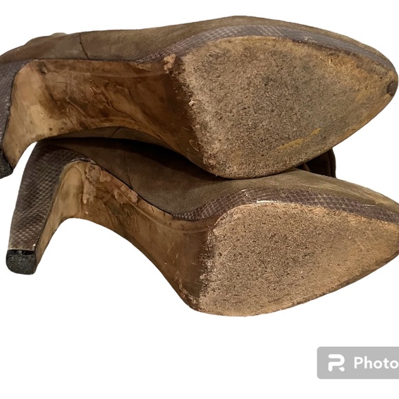 Joan & David snakeskin trimmed platform leather boots, 9 - Picture 4 of 5